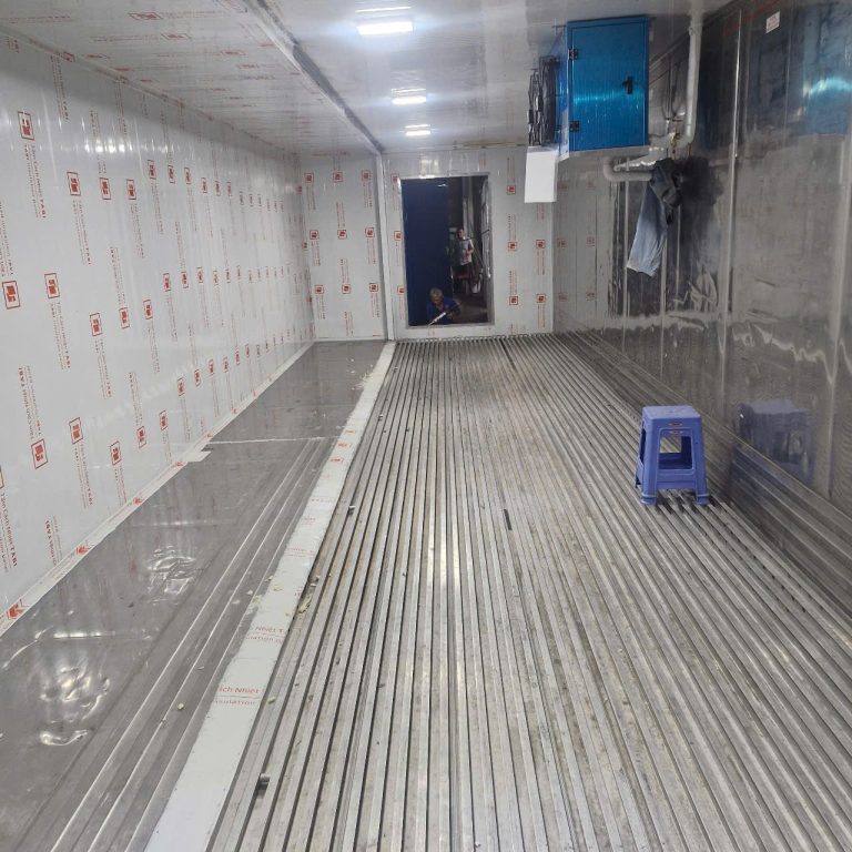 HAND&HAND TIẾP TỤC MỞ RỘNG QUY MÔ VỚI KHO LẠNH HIỆN ĐẠI, SỨC CHỨA LỚN HƠN, BẢO QUẢN TỐI ƯU ĐỂ MANG ĐẾN CHO KHÁCH HÀNG TRÁI_CÂY_NHẬP_KHẨU LUÔN TƯƠI NGON VÀ AN TOÀN. MỘT BƯỚC TIẾN MỚI, KHẲNG ĐỊNH CAM KẾT CHẤT LƯỢNG!